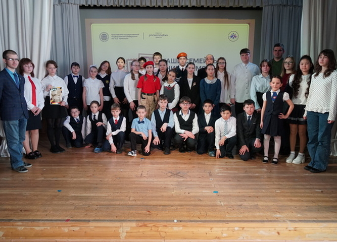 Более сотни жителей Иркутской области стали участниками акции «Наши семейные книги памяти» 