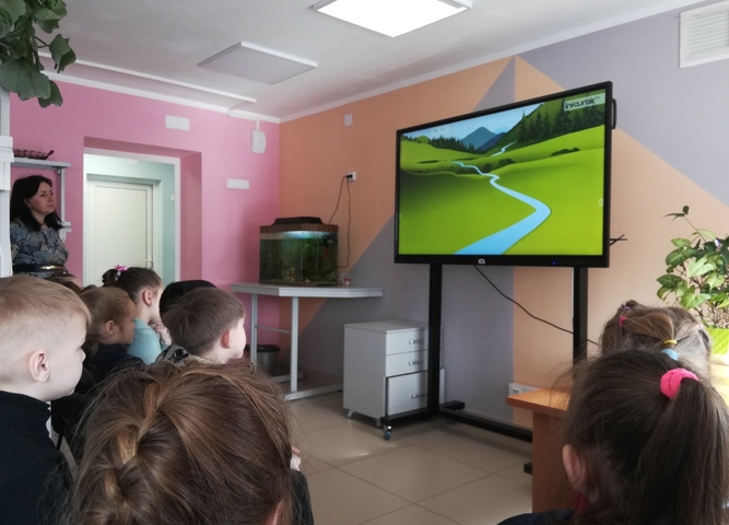 Круговорот воды в природе моделировали в «Кванториуме Сибирь»