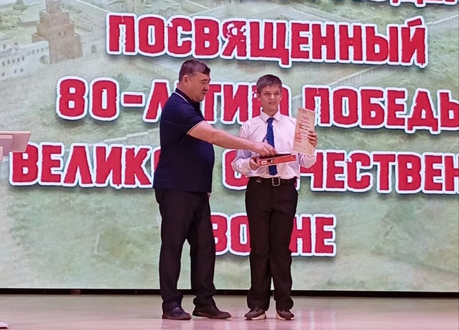 Роман Фетцов стал победителем в номинации «Техника» фестиваля исторических моделей