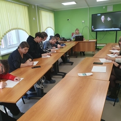 В «Кванториуме Сибирь» состоялось профориентационное мероприятие «Воркшоп- открываем науку вместе» 