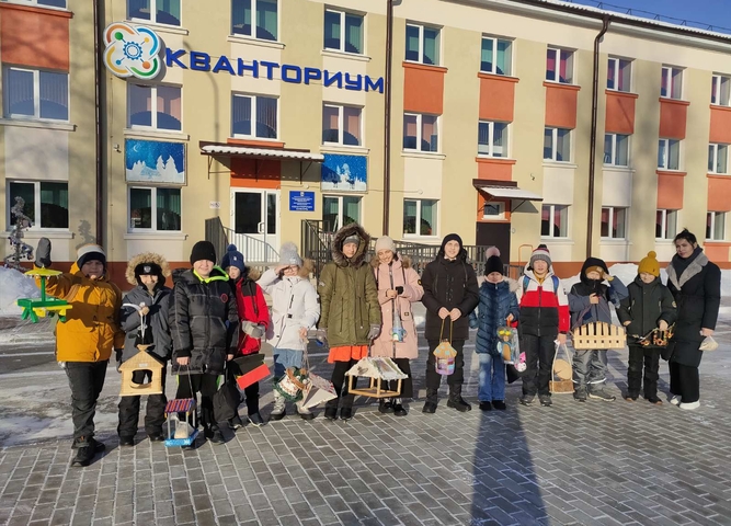 Экологический десант «Покормите птиц зимой» прошел в детском технопарке «Кванториум Сибирь»
