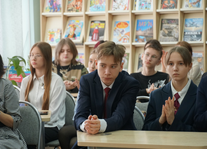 Победителей конкурса рисунков наградили на выставке в Гуманитарном центре - библиотеке имени семьи Полевых